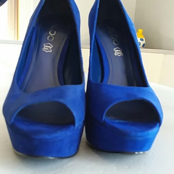 Aldo Blue suede Peeptoe block heels - Picture 8 of 8